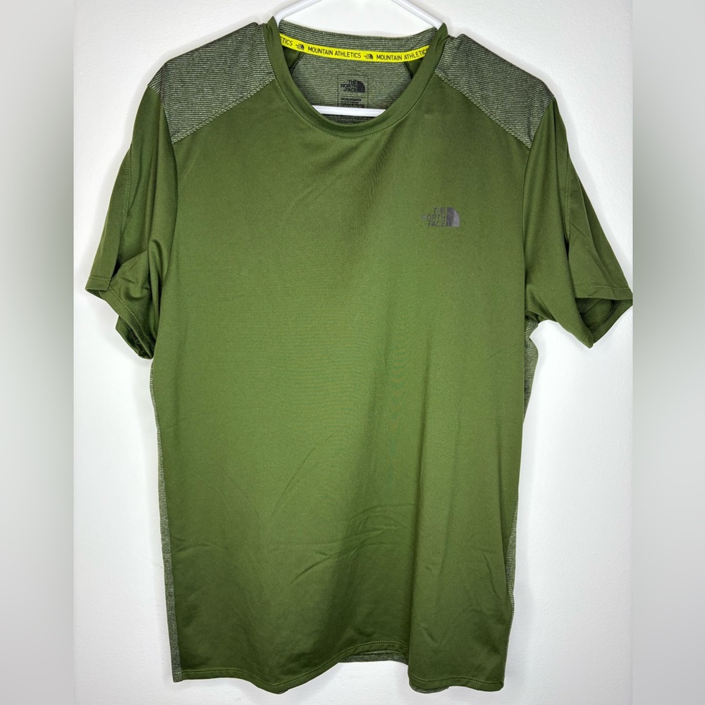 The North Face Men's Green T-Shirt